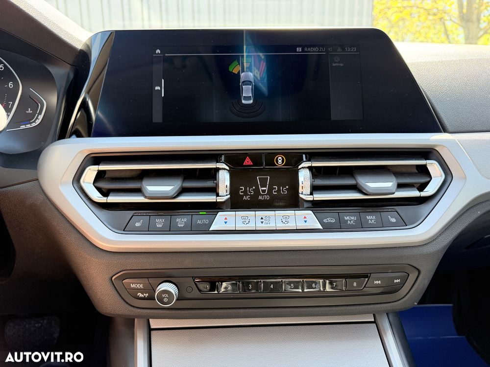 BMW Seria 3 320i AT - 22