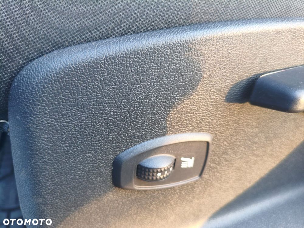 Renault Megane ENERGY TCe 130 Start & Stop LIMITED - 18