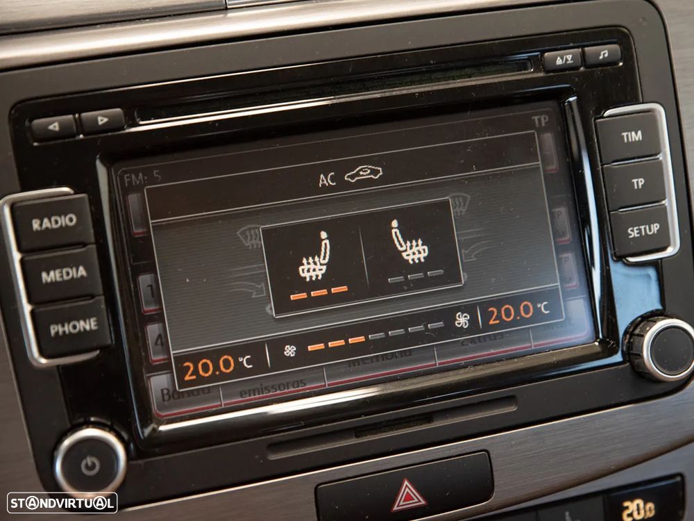 VW Passat 1.6 TDI Confortline BM - 25