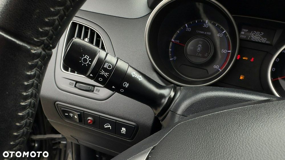 Hyundai ix35 - 28