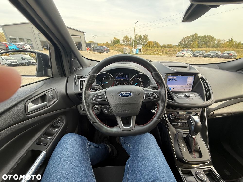 Ford Kuga 2.0 TDCi 4x4 ST-Line - 30
