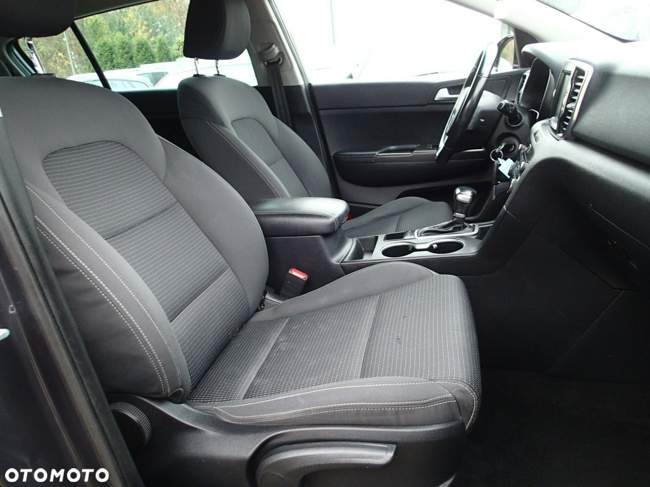 Kia Sportage 1.7 CRDI 2WD ISG Spirit - 12