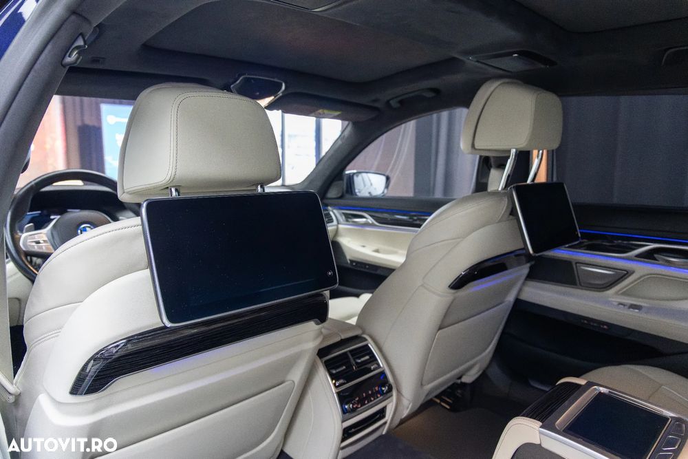 BMW Seria 7 745Le xDrive AT PHEV - 33
