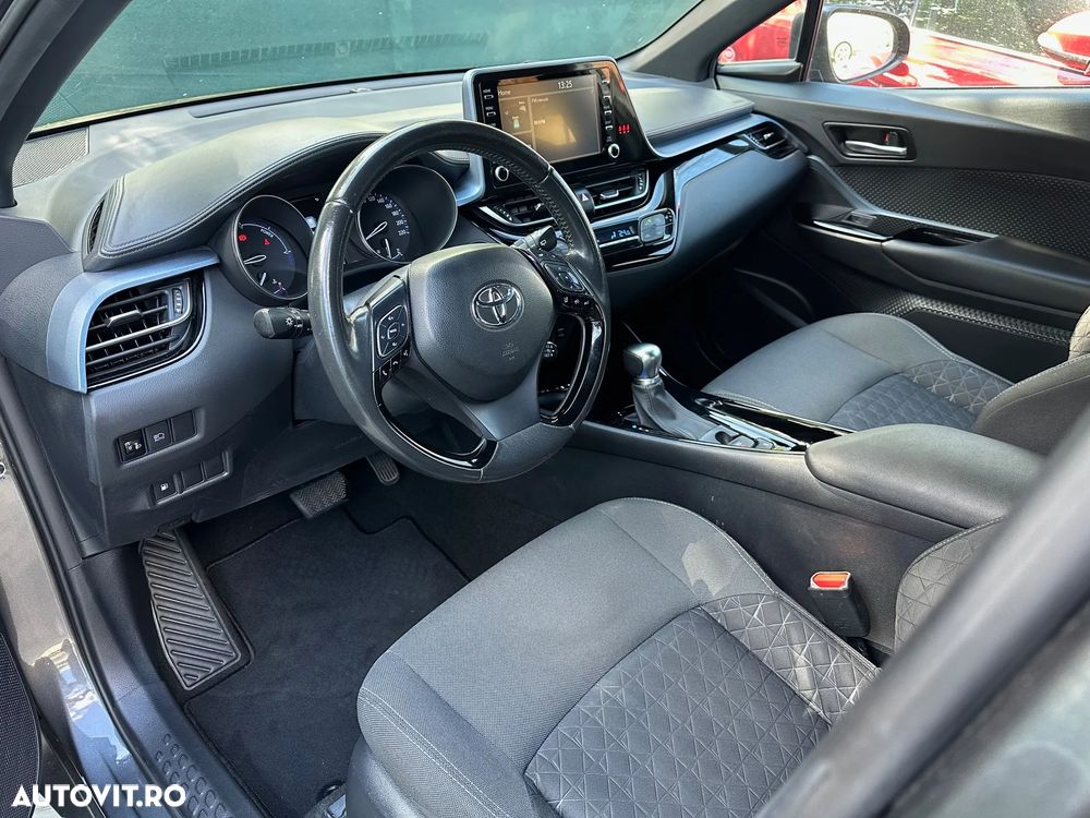 Toyota C-HR Hybrid Business-Edition - 8