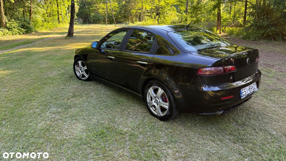 Alfa Romeo 159 2.4JTDM ti - 8