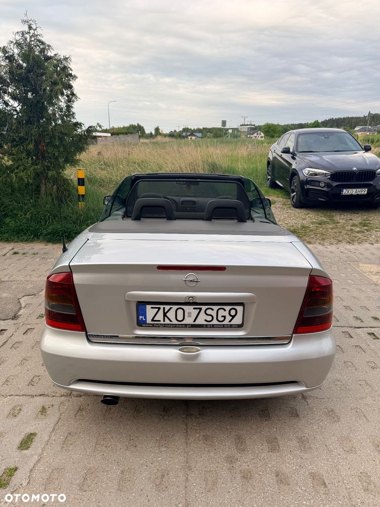 Opel Astra 2.2 Bertone - 3
