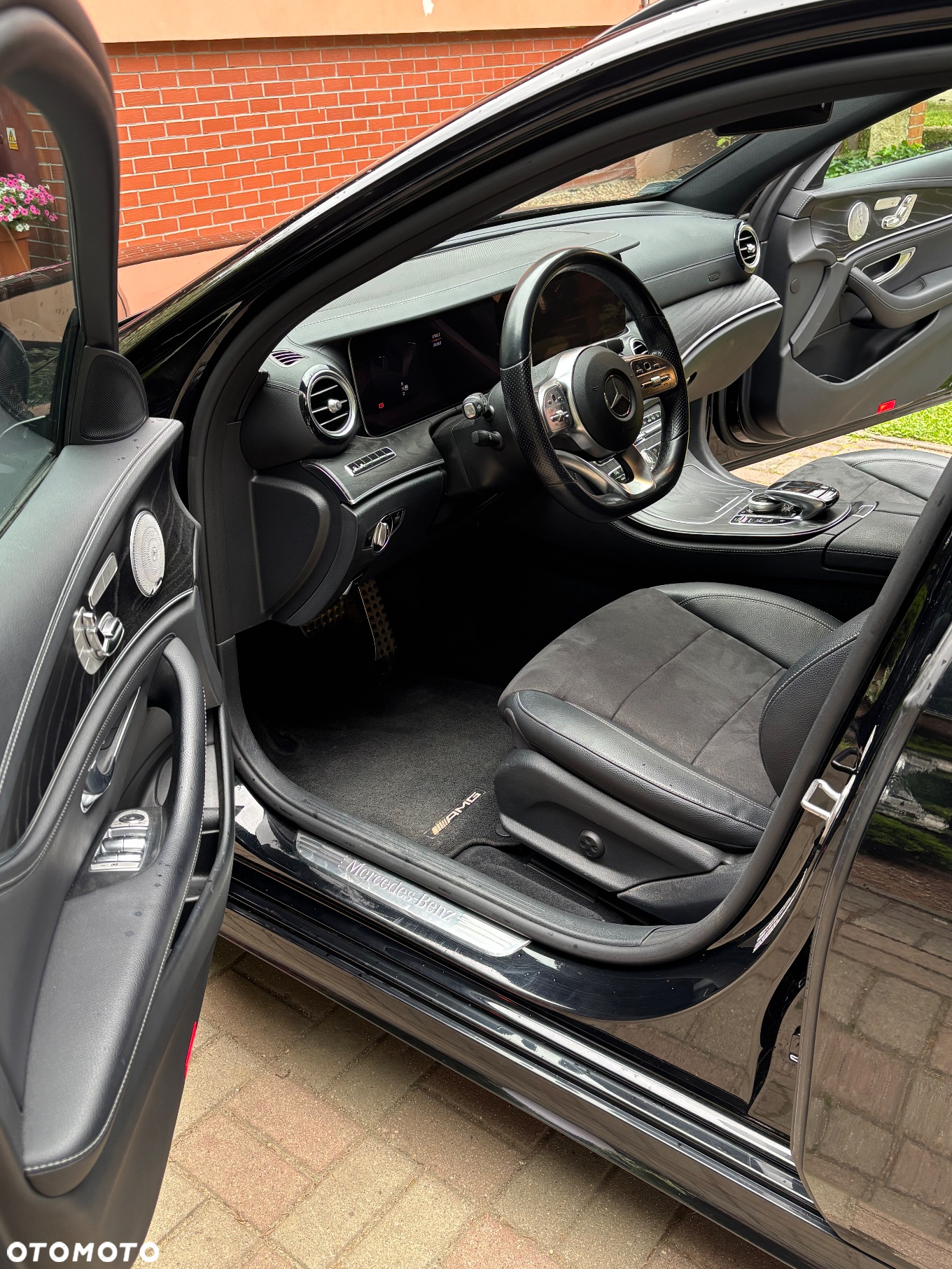 Mercedes-Benz Klasa E 300 d 9G-TRONIC - 8