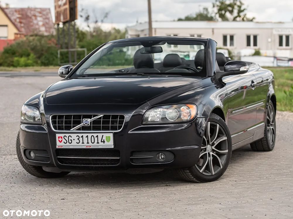 Volvo C70 2.4i Momentum - 4