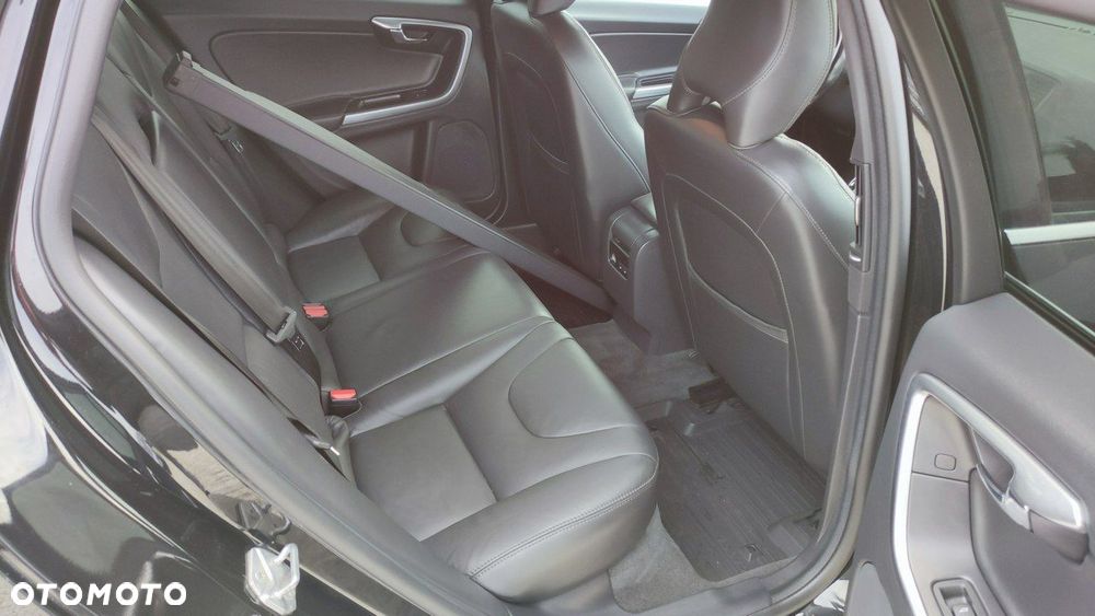 Volvo V60 - 23