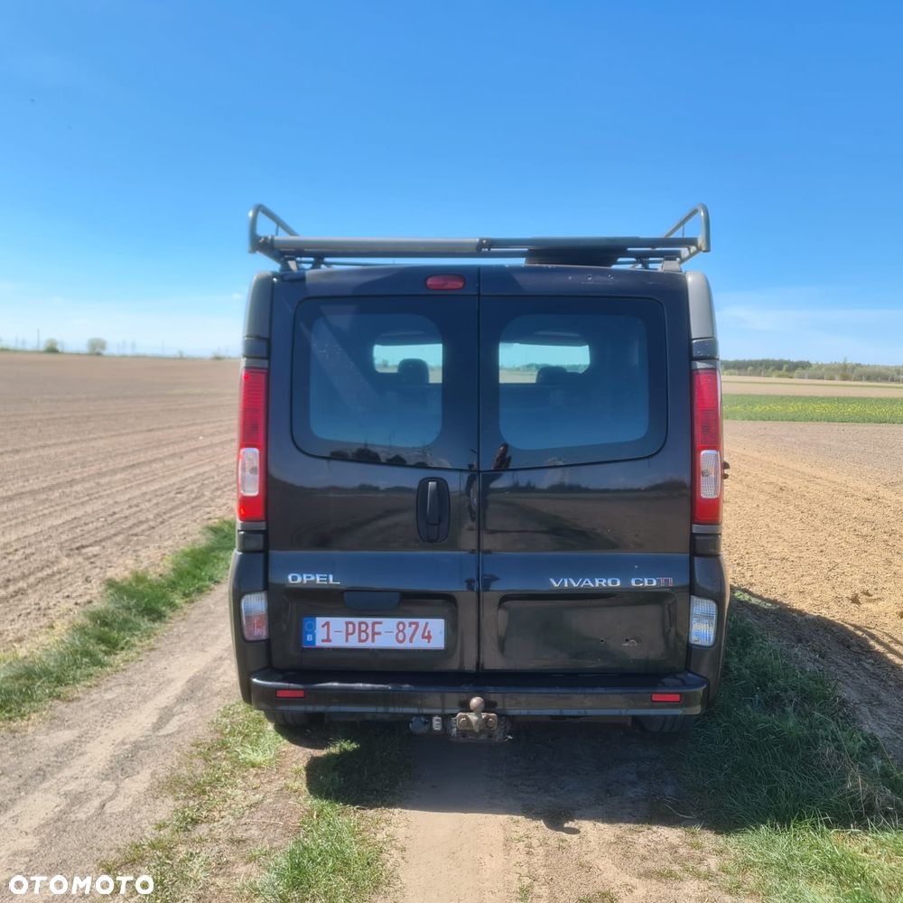 Opel VIVARO 6-OSOBOWY - 7