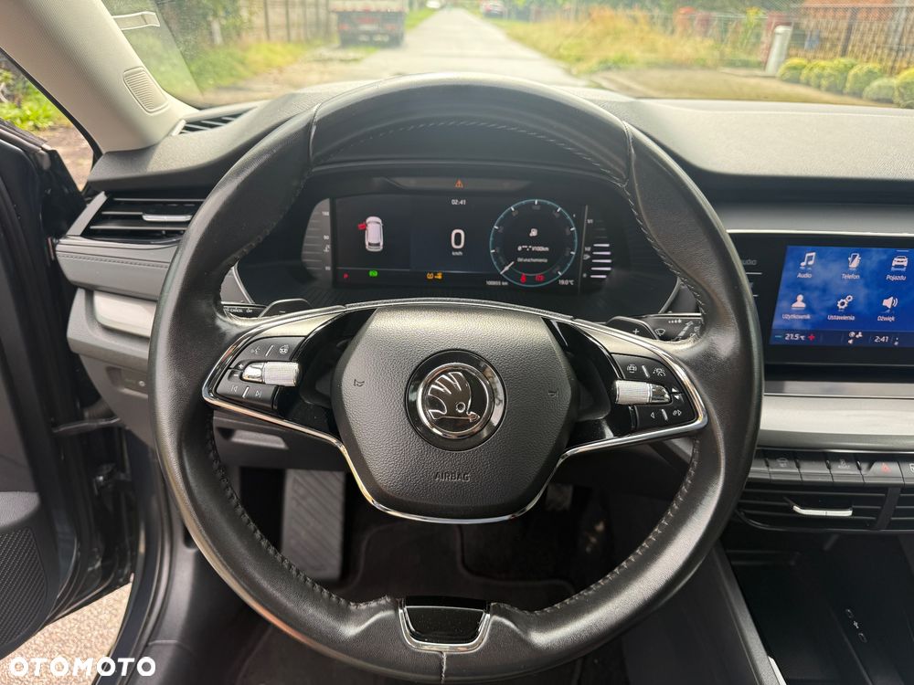 Skoda Octavia 2.0 TDI SCR Style DSG - 22