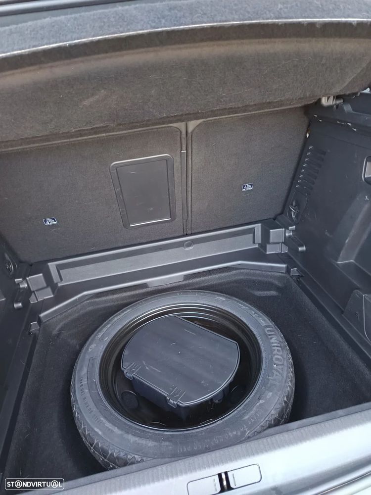 Peugeot 3008 1.5 BlueHDi GT Line EAT8 - 13