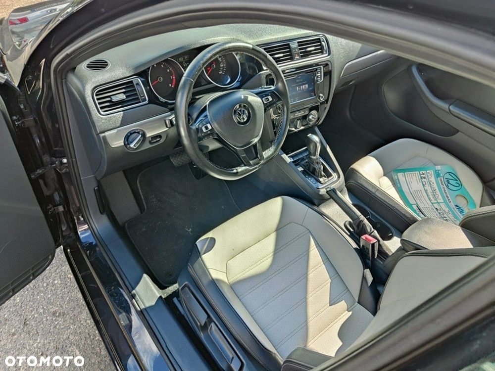 Volkswagen Jetta 1.8T SE - 7