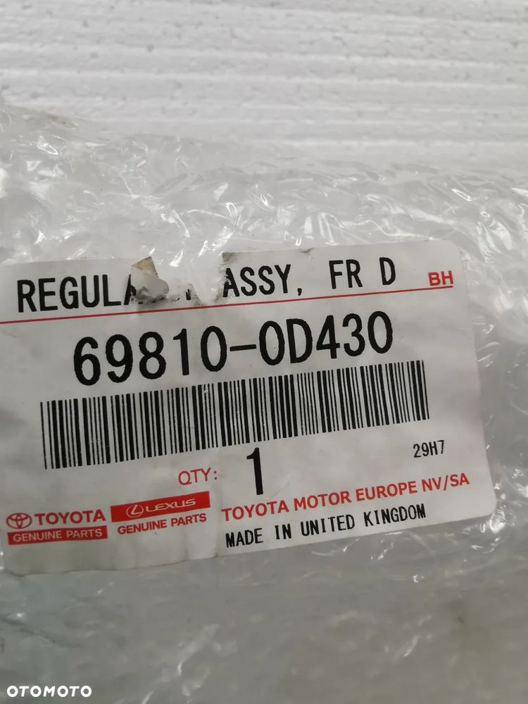 Toyota Auris  podnośnik szyby 69810-0D430 - 4