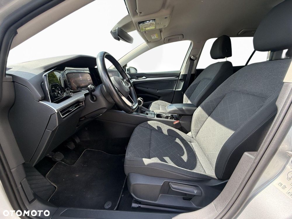 Volkswagen Golf Variant - 23