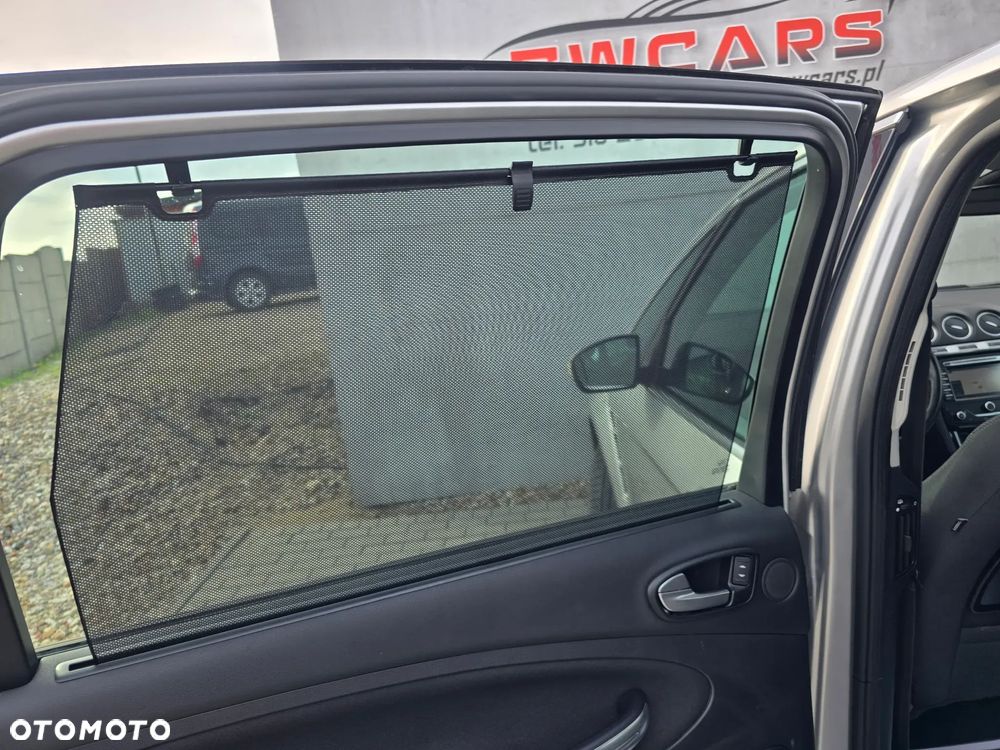 Ford S-Max 2.0 EcoBoost Titanium - 19