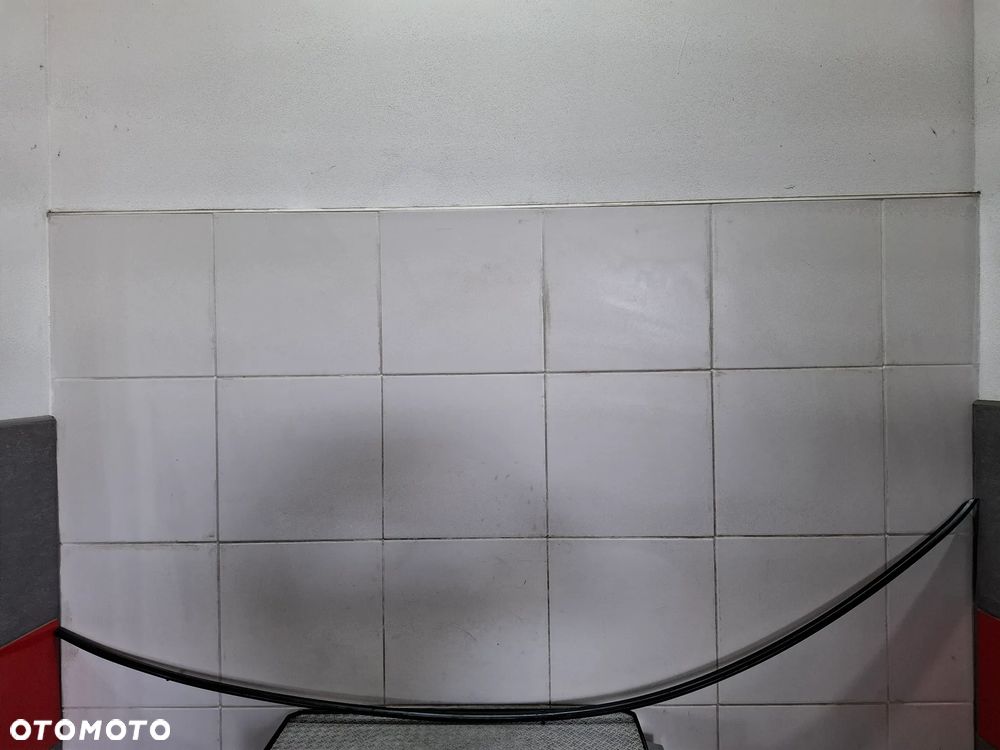 Listwa mat lewa karoseryjna Audi A4 B8 2013 rok sedan nr 8K5853703 - 1