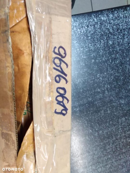 półoś  Daewoo nexia1,5 16V -abs prawa Oryginał 96160619 920 mm 33 /35 zębów - 2