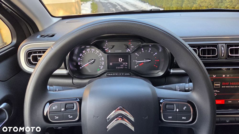 Citroën C3 1.2 PureTech Shine - 26