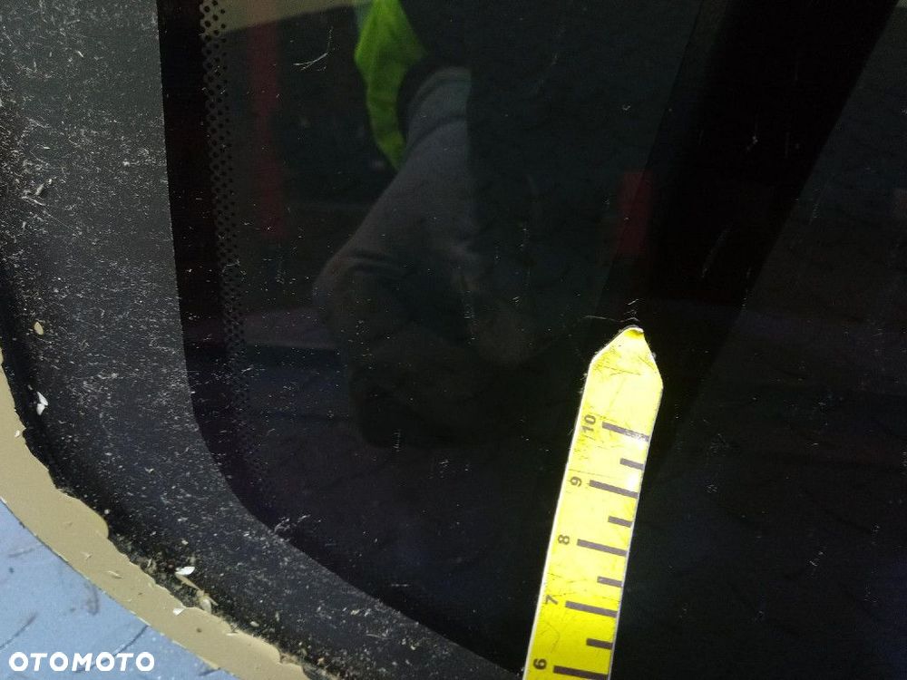 BERLINGO IV RIFTER SZYBA KAROSERYJNA TYŁ LEWA - 11