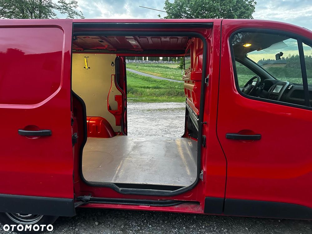 Opel Vivaro - 22