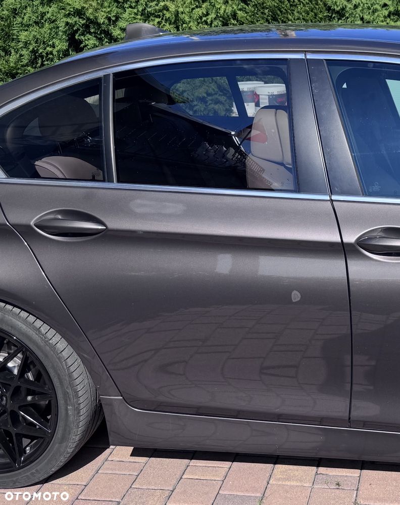 BMW Seria 5 - 21