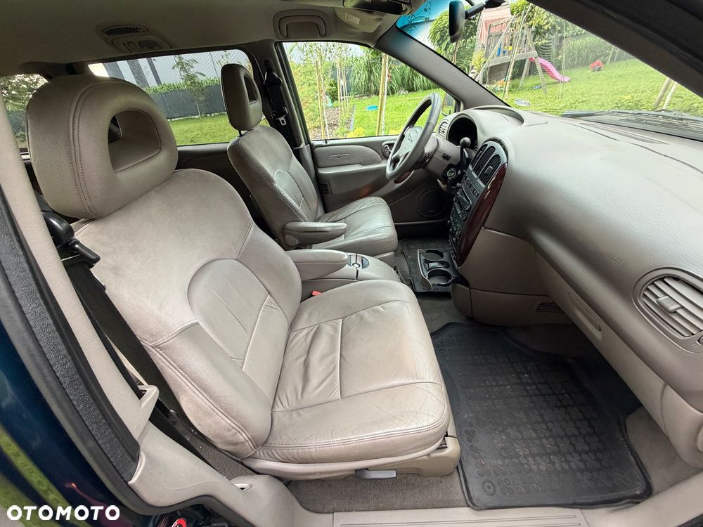 Chrysler Grand Voyager 3.3L AWD Limited - 12
