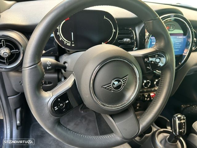 MINI 3 Portas Cooper Sport Edition Auto - 30
