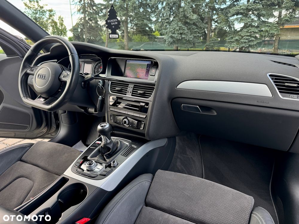Audi A4 Avant 2.0 TDI DPF clean diesel S line Sportpaket - 31