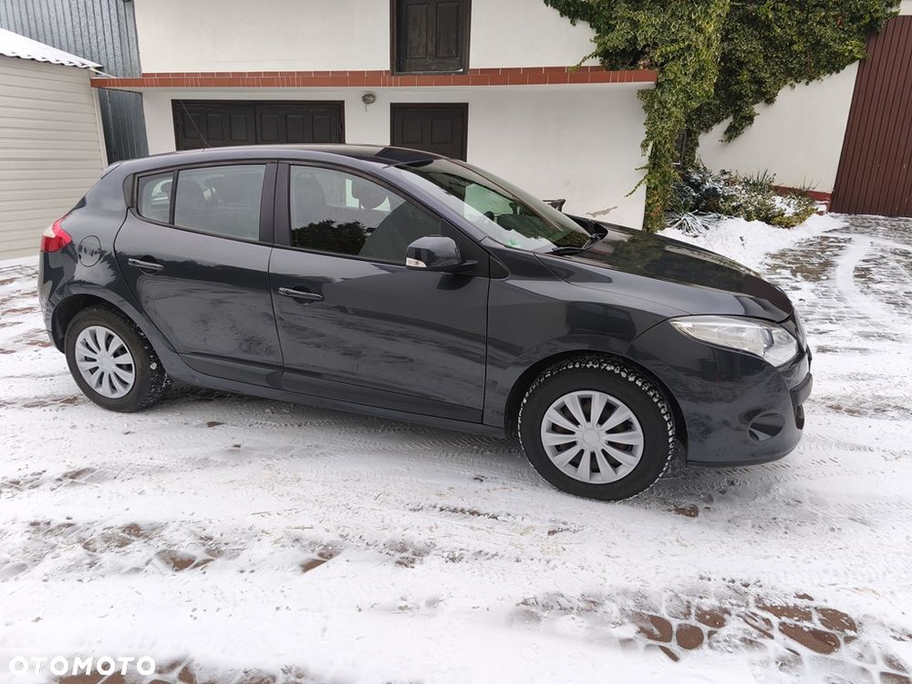 Renault Megane 1.6 16V 100 Authentique - 8