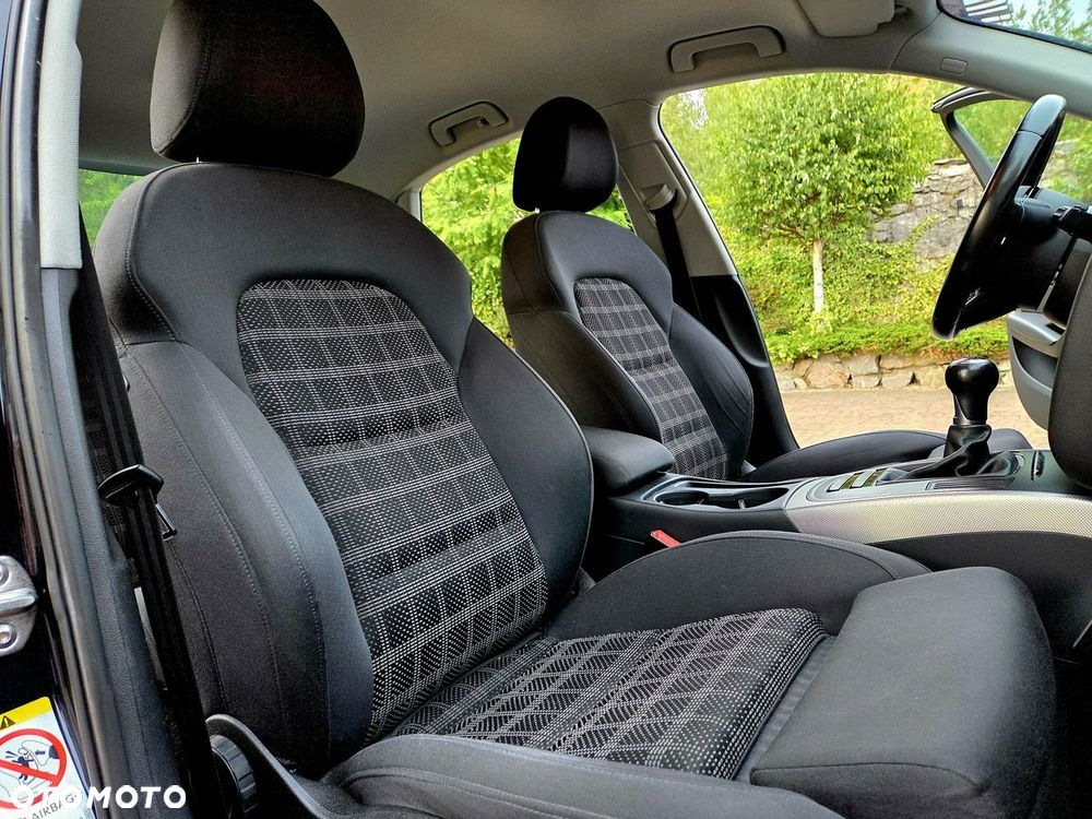 Audi A4 Limousine - 17