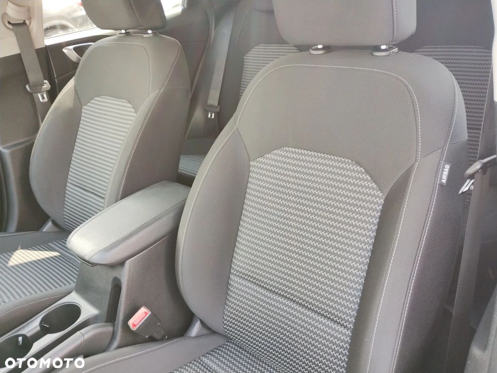 Kia XCeed 1.5 T-GDI M DCT - 12