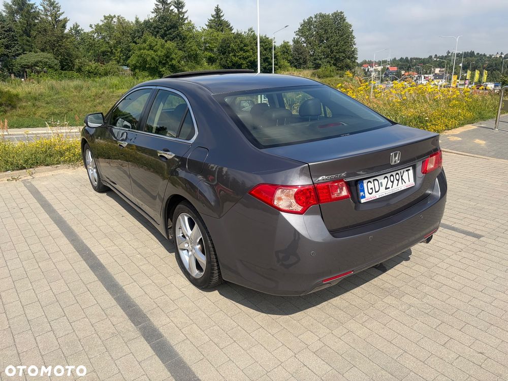 Honda Accord 2.0 Executive - 4