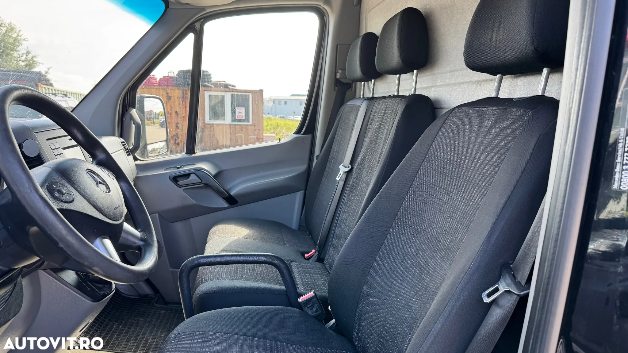 Mercedes-Benz SPRINTER - 14