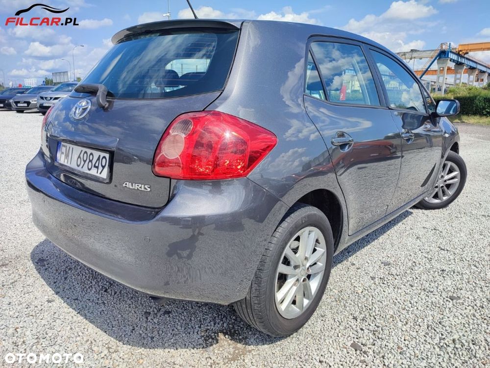 Toyota Auris - 3