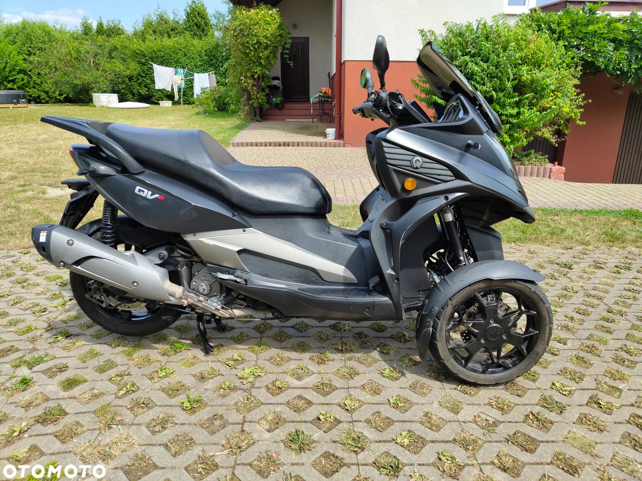 Piaggio MP-3 - 3