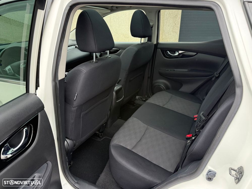 Nissan Qashqai 1.2 DIG-T N-Connecta - 22