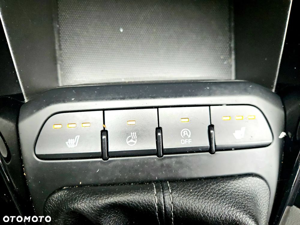 Kia Stonic 1.0 T-GDI 120 Spirit - 37