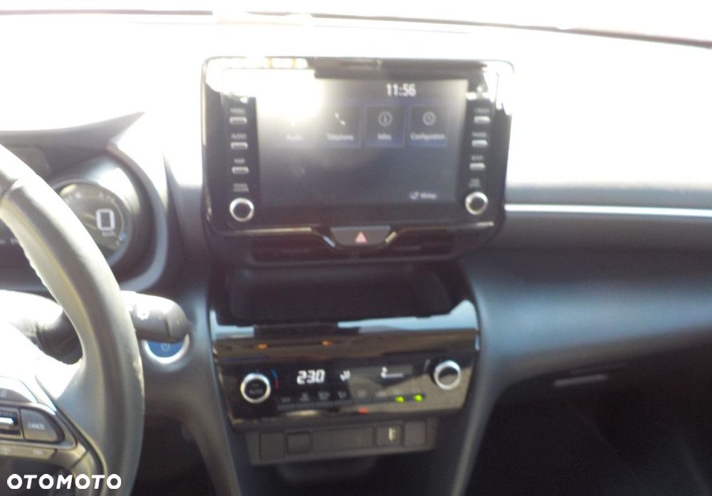 Toyota Yaris Cross - 32