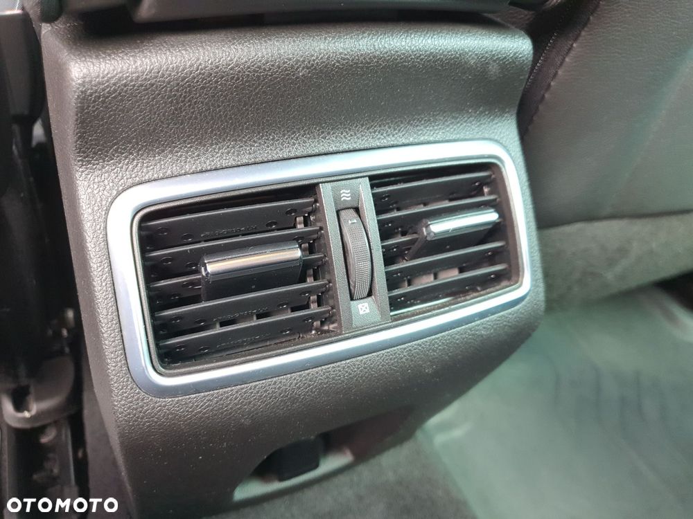 Renault Megane 1.3 TCe FAP Limited - 23