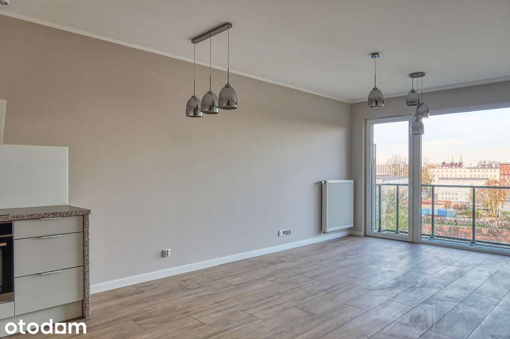 Nowy apartament w CENTRUM z widokiem na rzekę