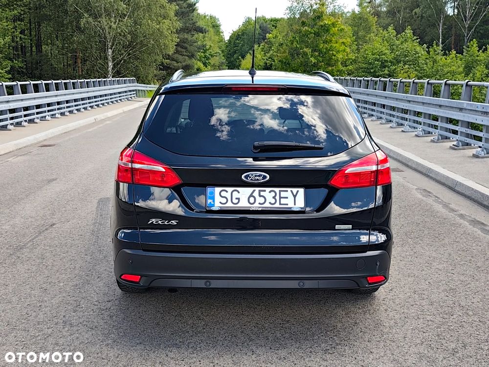 Ford Focus 1.0 EcoBoost Titanium - 10