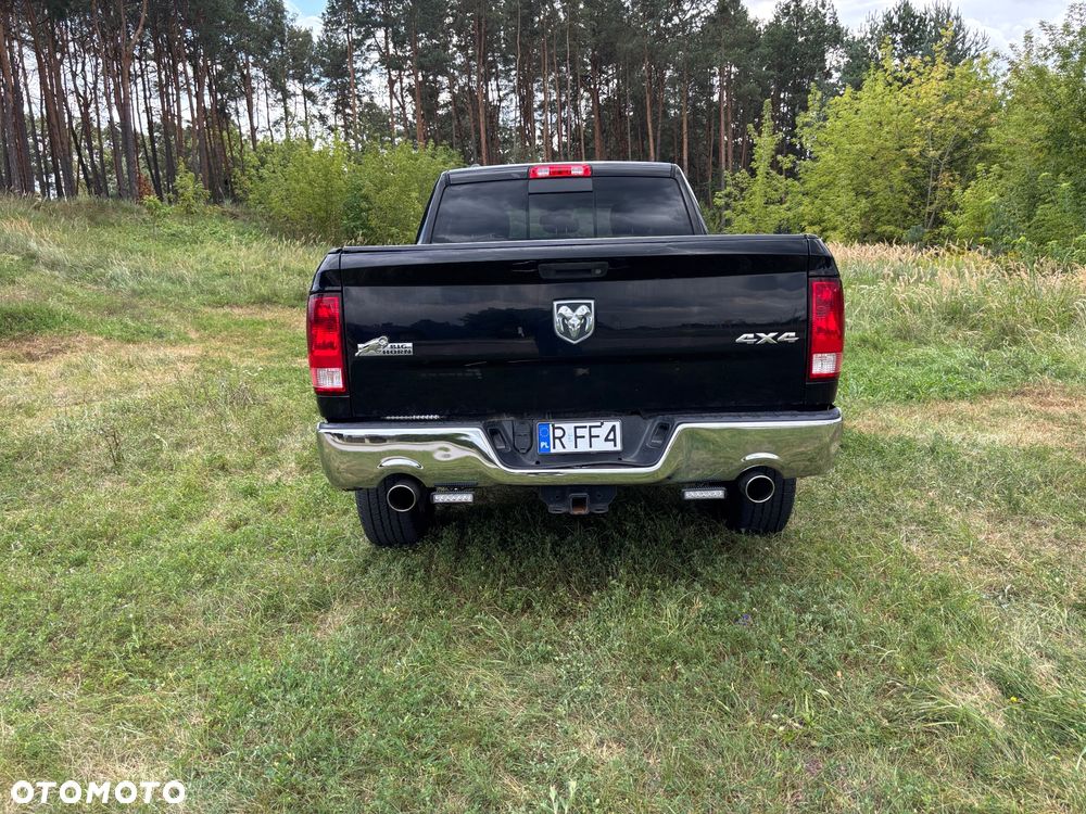 Dodge RAM 1500 5.7 4x4 - 24