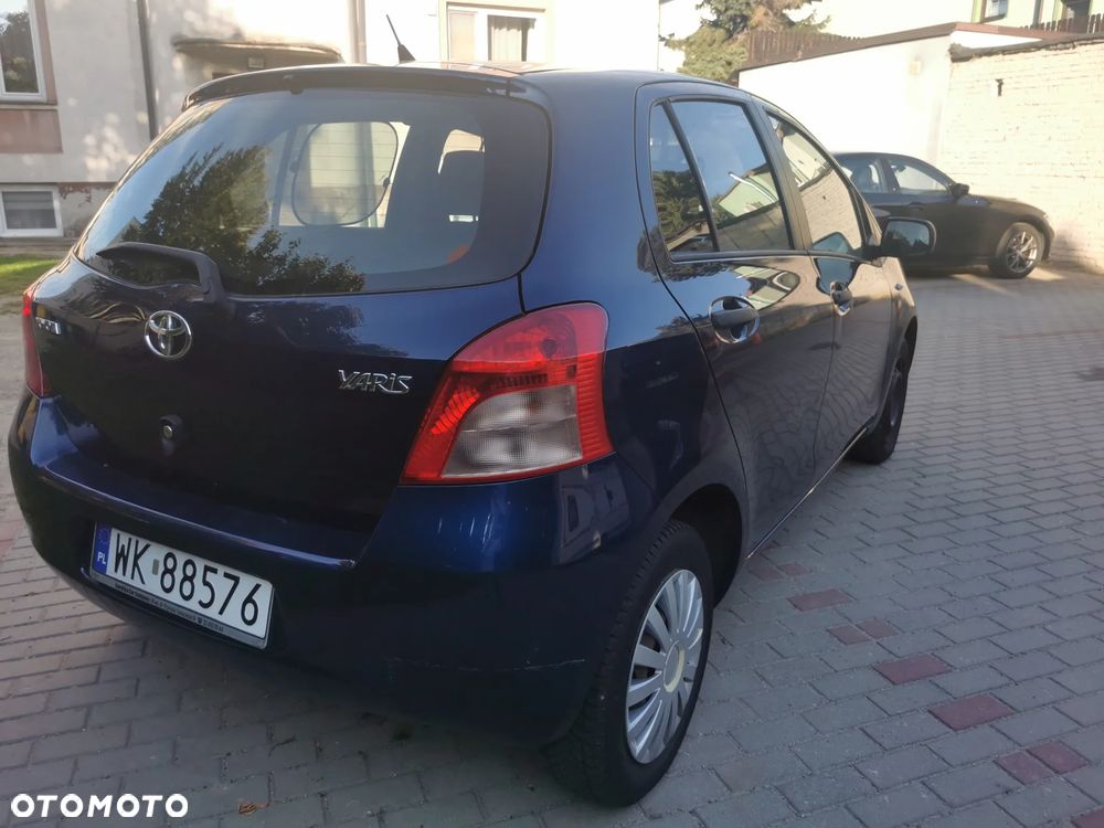 Toyota Yaris - 5