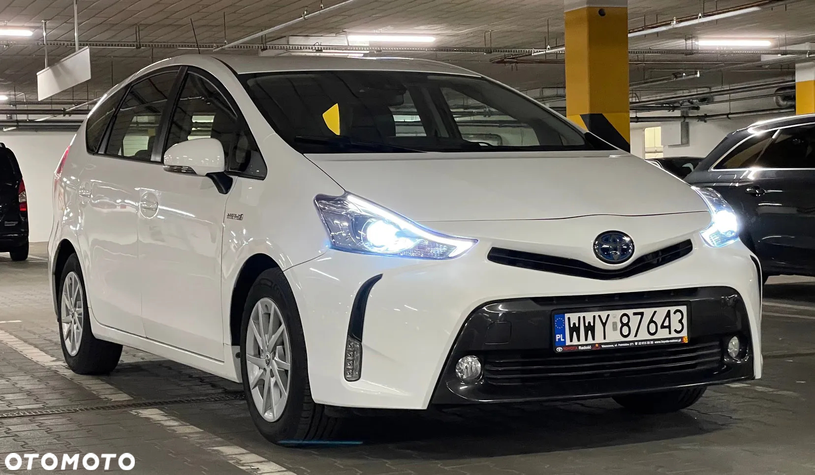 Toyota Prius+ (Hybrid) Executive - 3