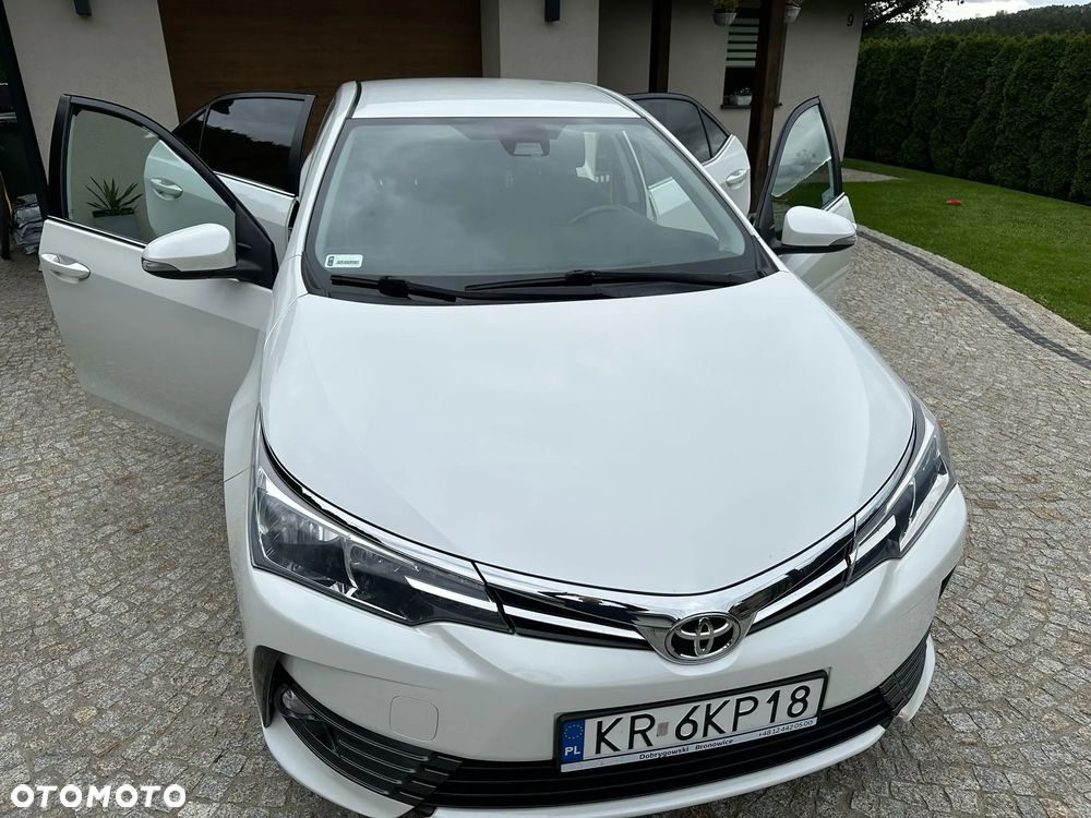 Toyota Corolla 1.6 Comfort - 9