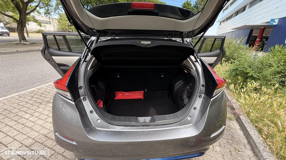 Nissan Leaf N-Connecta Two Tone - 8
