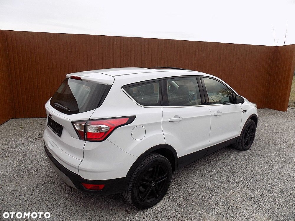 Ford Kuga 1.5 EcoBoost FWD Titanium ASS - 3