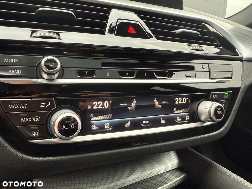 BMW Seria 5 530i xDrive M Sport sport - 20