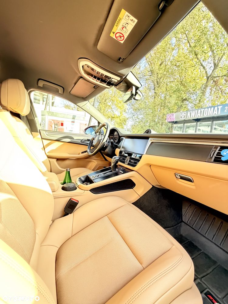 Porsche Macan - 22